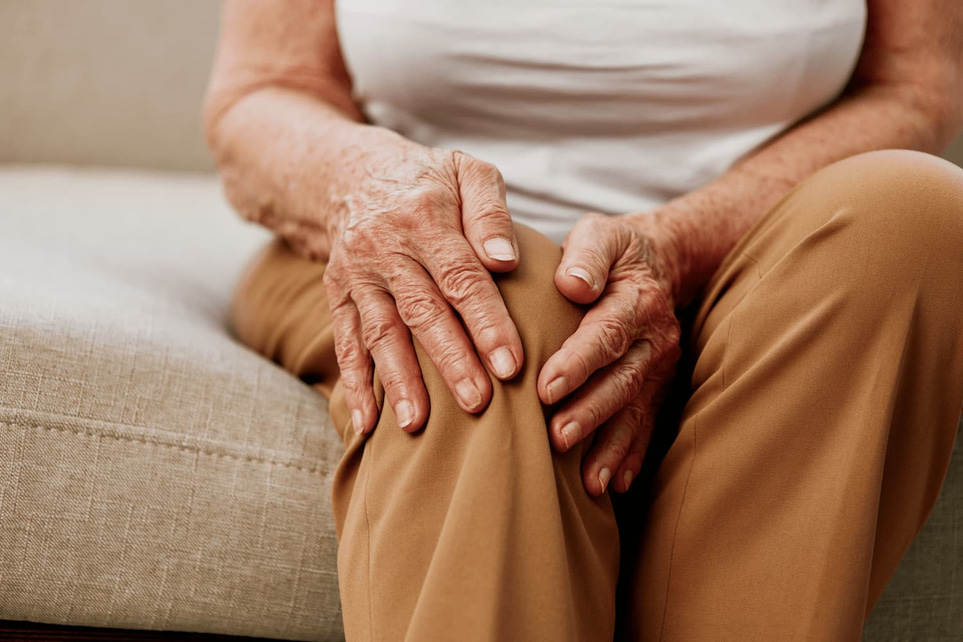 What Happens in the Joint with Osteoarthritis? How the Cartilage Breaks Down